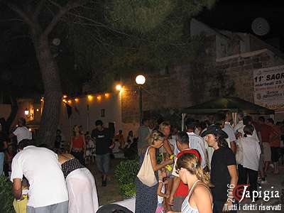 L'assalto agli stand