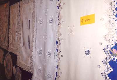 Mostra di ricami, filet e tombolo