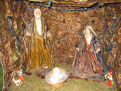 Presepe artistico visitabile presso la Chiesa della Madonna della Campana a Casarano