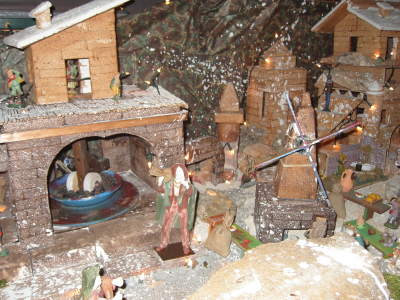 Presepe artistico  realizzato in legno e mattoni artigianali