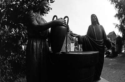 Emanuele Padovani Raccolta foto sulla vita del Cristo realizzate nel cimitero monumentale di Milano