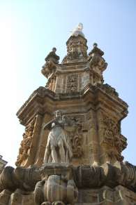 La guglia dell'Immacolata La guglia dell'Immacolata