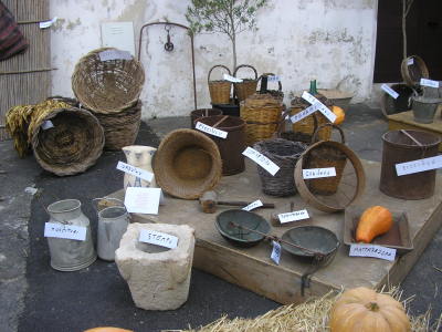 Mostra-Mercato di prodotti artigianali salentini Mostra-Mercato di prodotti artigianali salentini